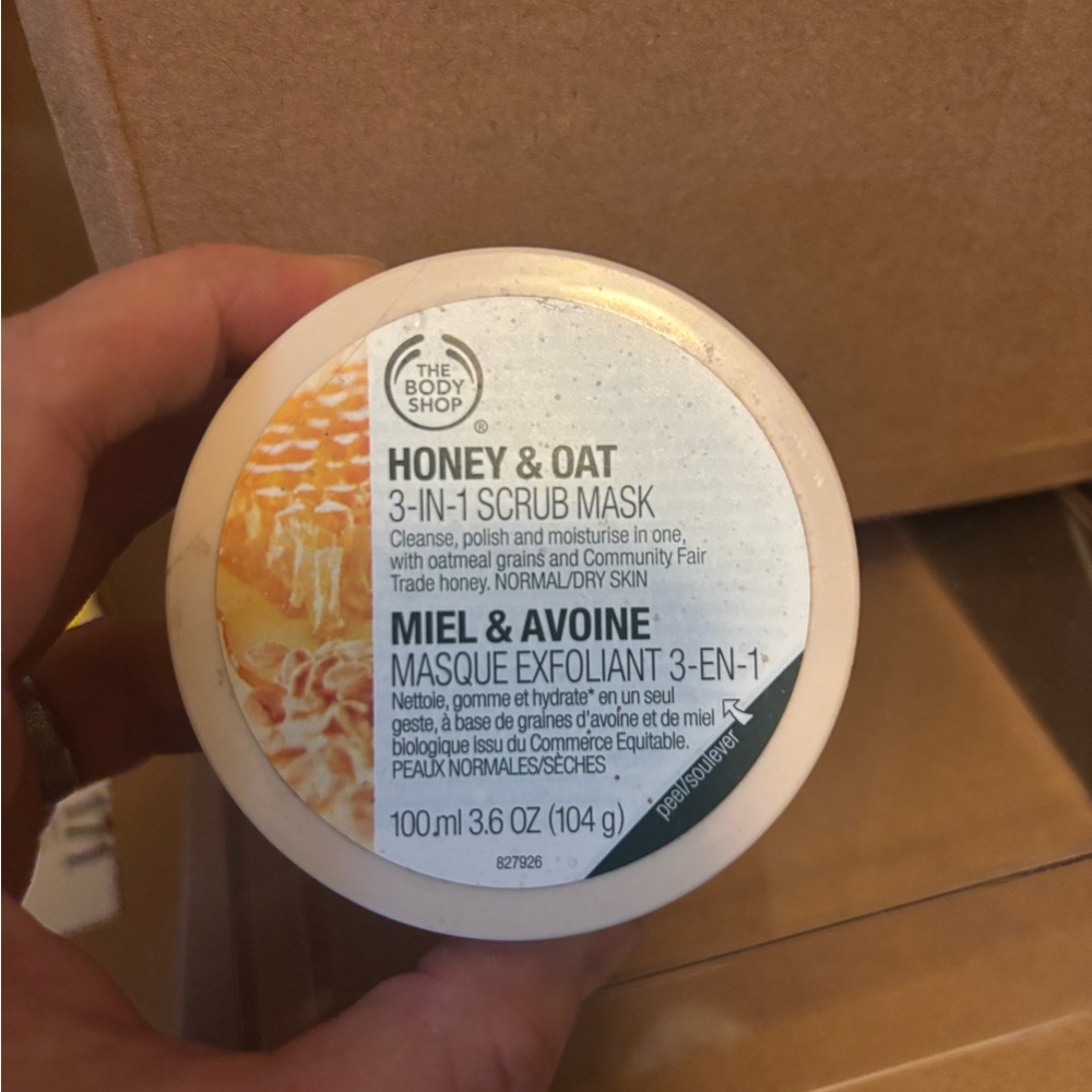 The Body Shop Honey & Oat 3-in-1 Scrub Mask